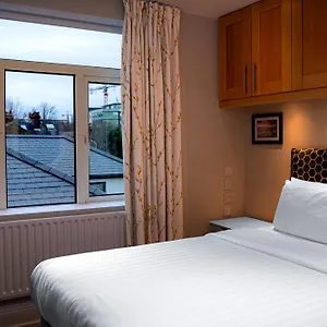 https://warners-apartments.dublin-hotelsweb.com